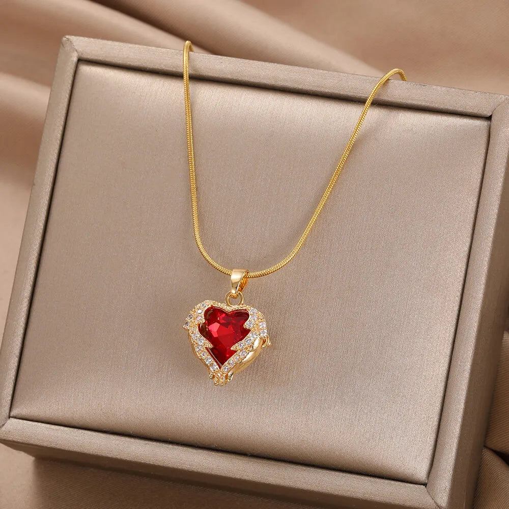 Delicate Enamel Heart Pendants Necklaces for Women Gold Color Black Red Love Drop Necklaces Fashion Jewelry envío gratis ofertas