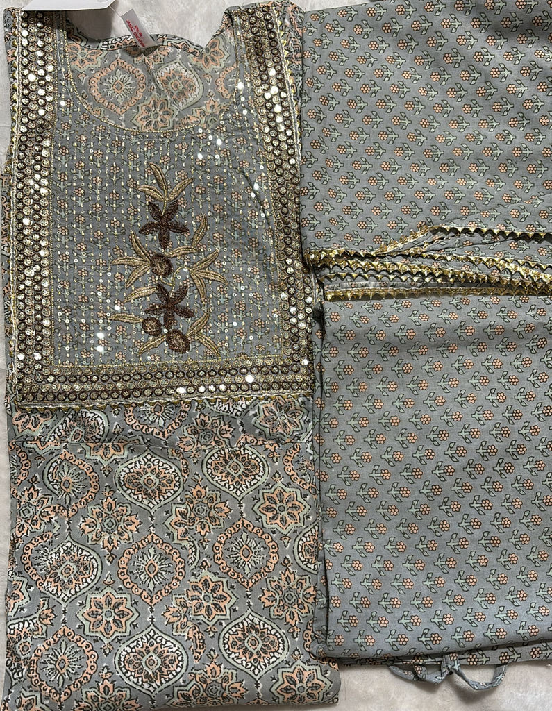 Grey Dupatta pent set