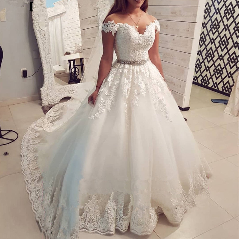 Saudi Arabia Off Shoulder Vintage Lace Wedding Dress Ball Gown Sweetheart Bride Dress Vestido De Noiva Tulle Wedding Gown